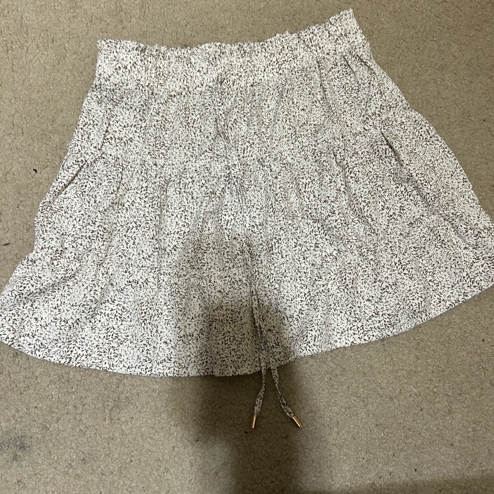 Floral Skirt | Size: L | Never Worn